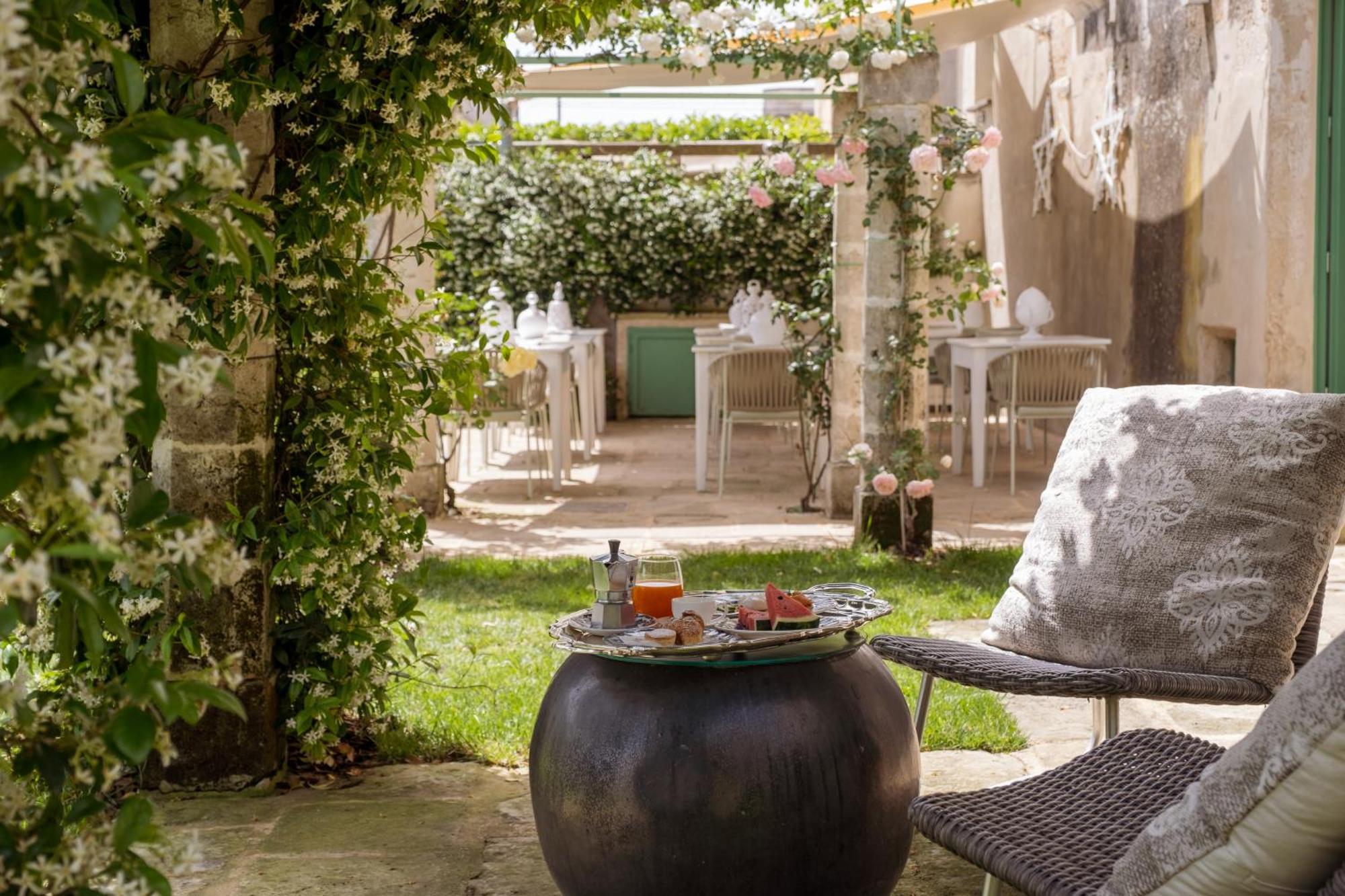 Palazzo Ducale Venturi - Luxury Hotel & Wellness Minervino di Lecce Exterior foto